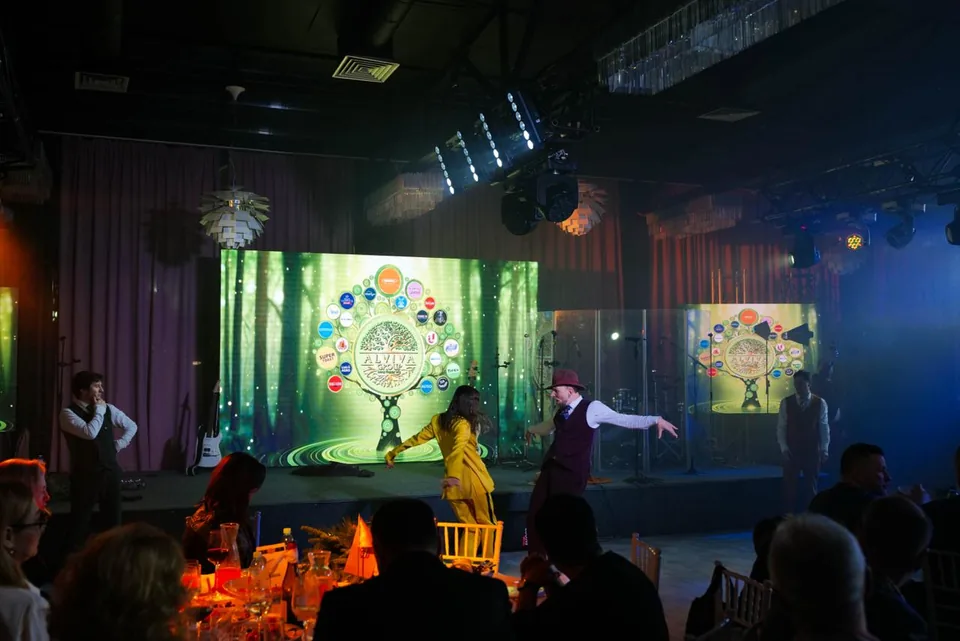 Сценічна програма на дводенній щорічній зустрічі команди LIQ EVENT
